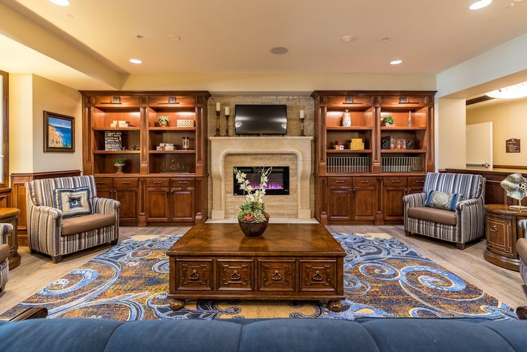 The Vistas at Oxnard Senior Living, Oxnard, CA 2