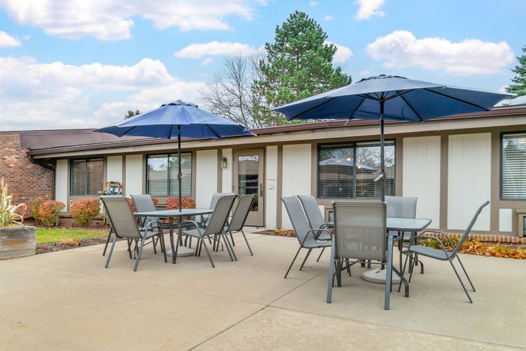 Brookdale Farmington Hills, Farmington Hills, MI 3