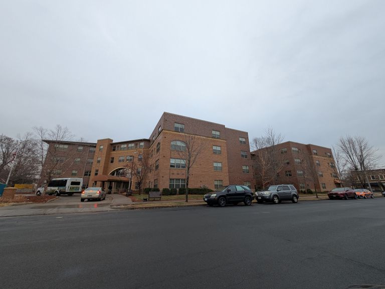 Minnehaha Senior Living, Minneapolis, MN 3