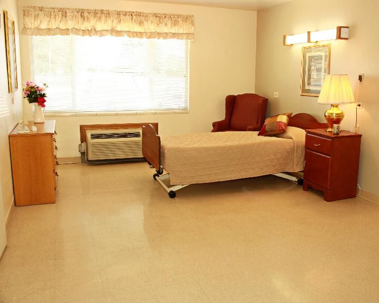 Mesa Manor Center, Grand Junction, CO 3