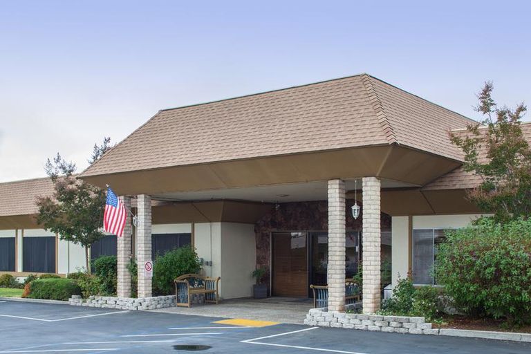 Washington Center, San Leandro, CA 1