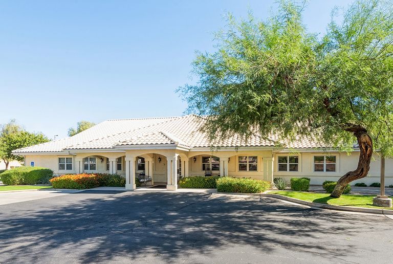 Trustwell Living at Kingswood Place, Surprise, AZ 1