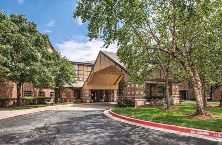 Lamar Court, Overland Park, KS 1
