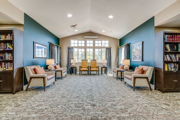 Solstice Senior Living At Apple Valley, Apple Valley, CA 3