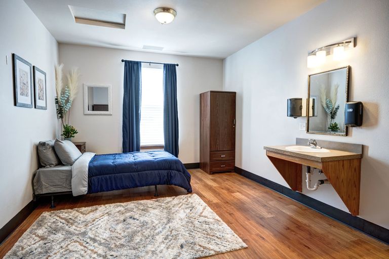 HomePlace At Burlington by Cogir, Burlington, WA 3