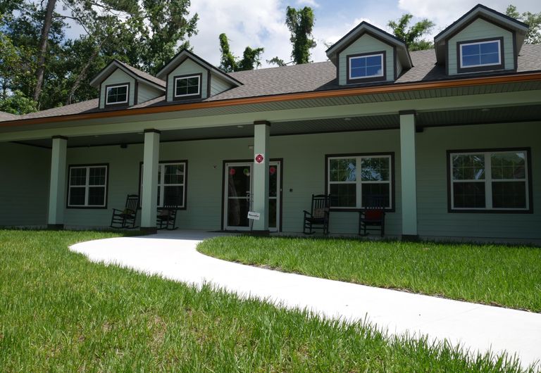 Silver Treasures at Lane Ave, Jacksonville, FL 1