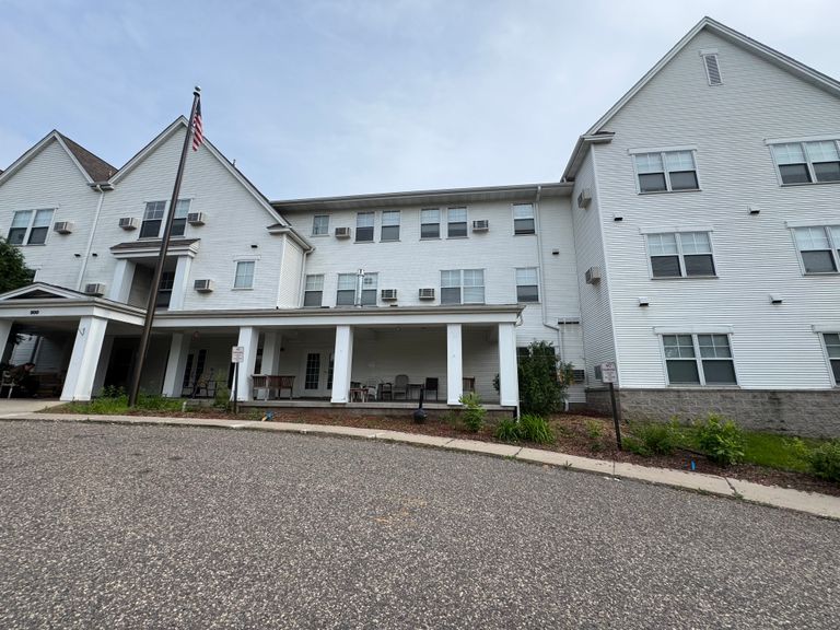 Crest View On 42nd, Columbia Heights, MN 1