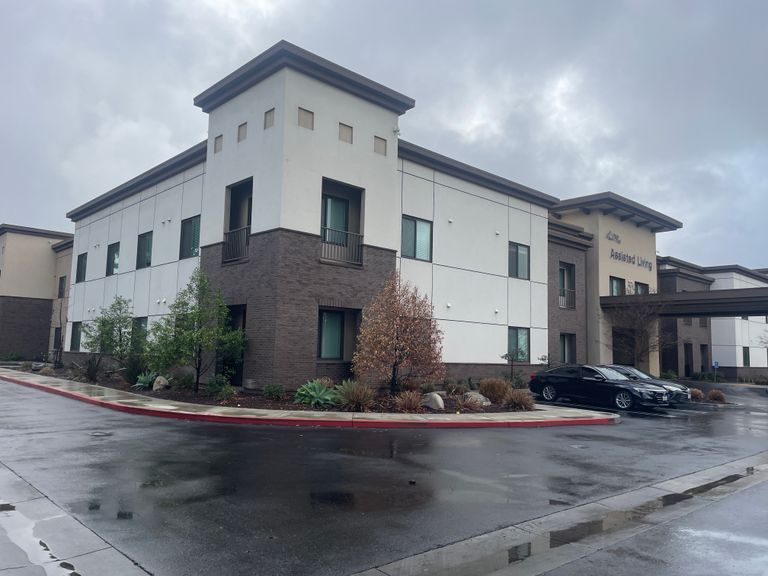 Aqua Ridge Of Montclair, Montclair, CA 2