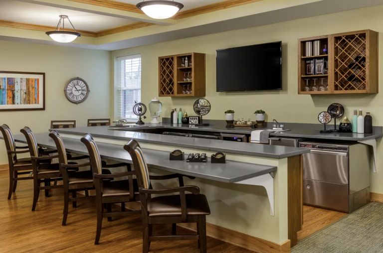 Edencrest At Beaverdale, Des Moines, IA 3