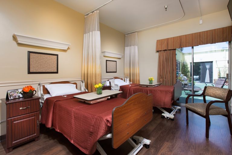Alexandria Care Center, Los Angeles, CA 3