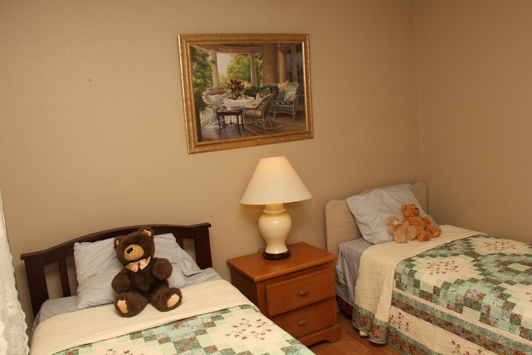 Rolling Green Senior Care, Murrieta, CA 1