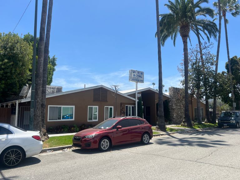 Victor Royale, Glendale, CA 1