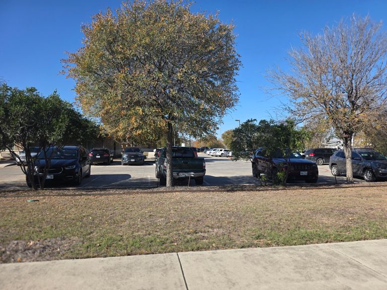 Hunters Pond Rehabilitation and Healthcare Center, San Antonio, TX 3