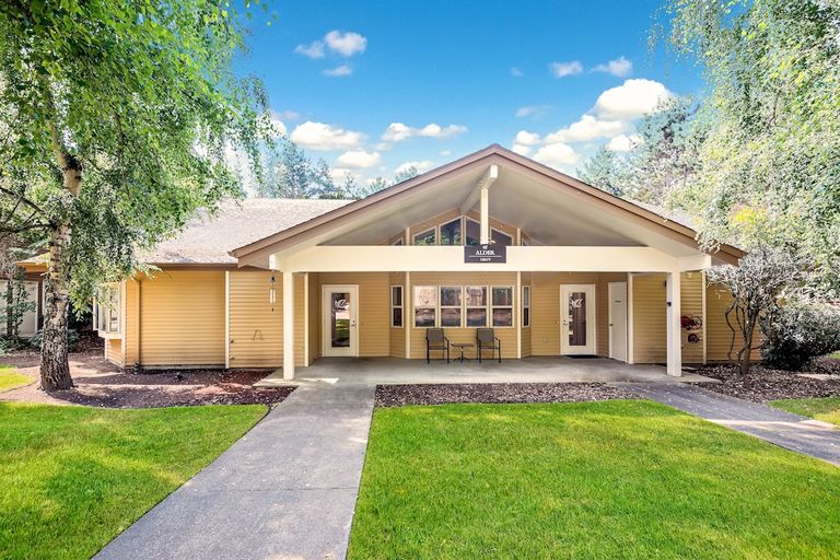 Pacifica Senior Living Lynnwood, Lynnwood, WA 3