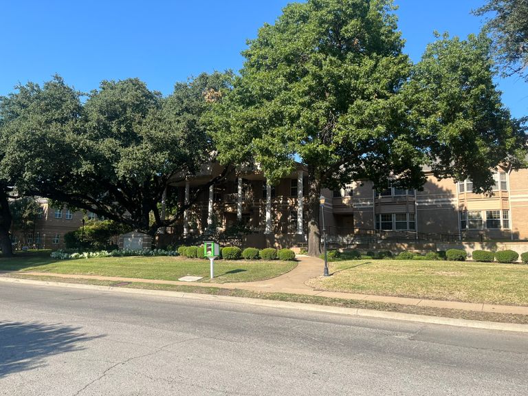 Juliette Fowler Communities, Dallas, TX 3