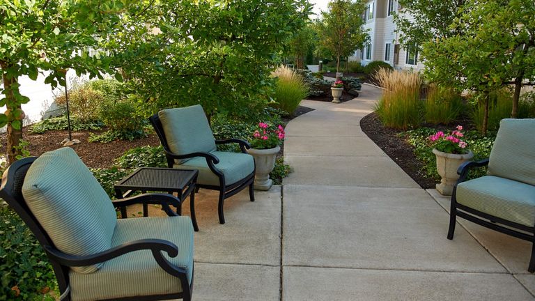Senior Star At Elmore Place
, Davenport, IA 3