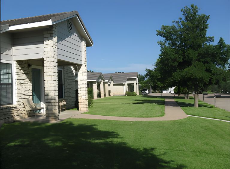 800 Claremont, Marble Falls, TX 1