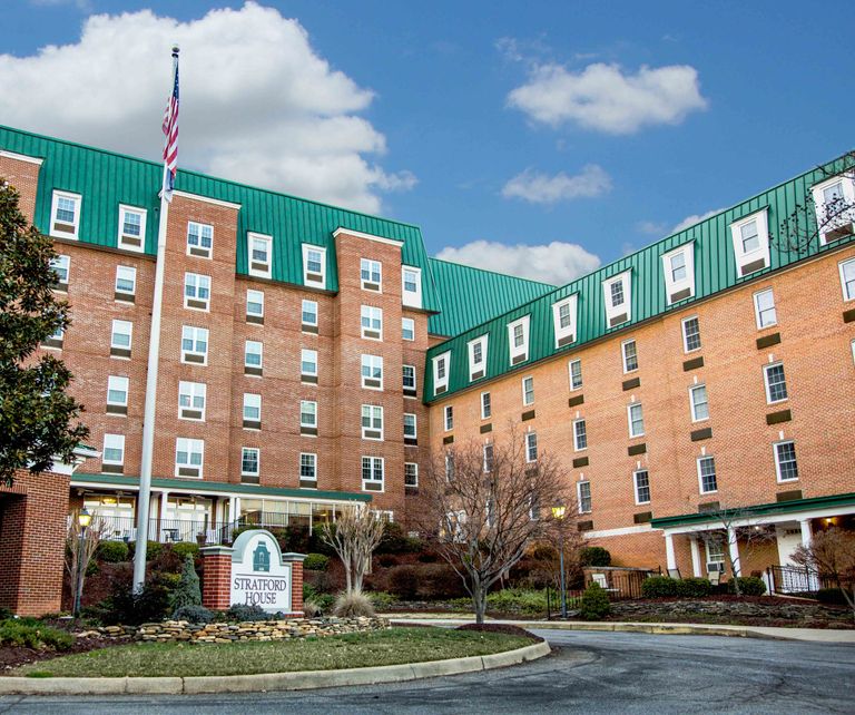 Commonwealth Senior Living At Stratford House, Danville, VA 1