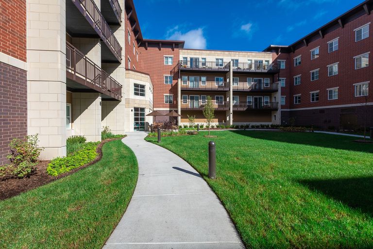 Carrington At Lincolnwood, Lincolnwood, IL 1
