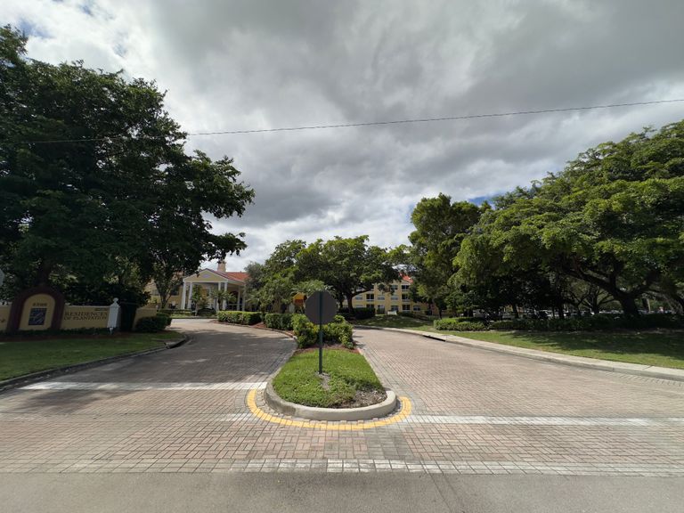 Five Star Premier Residences of Plantation, Plantation, FL 3