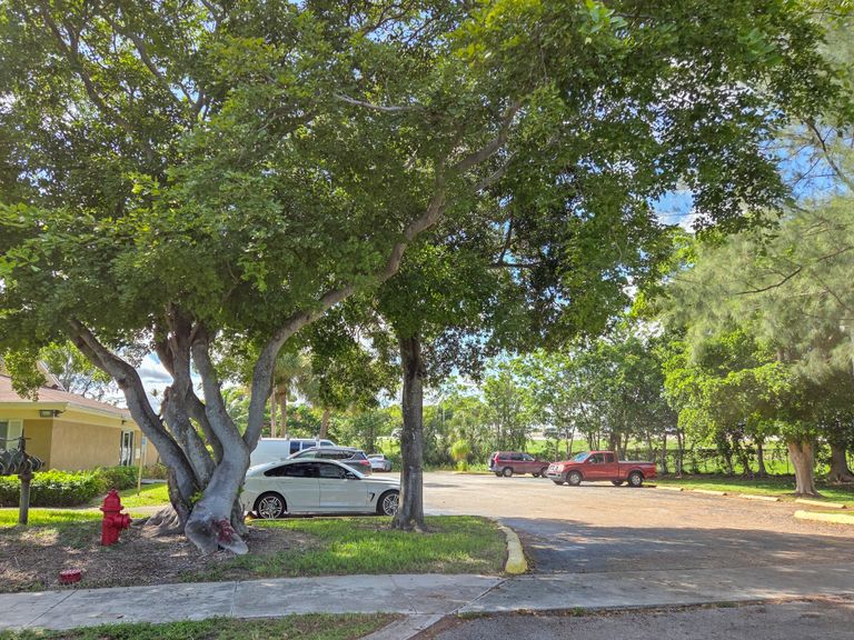 Parkside Inn, Boynton Beach, FL 3