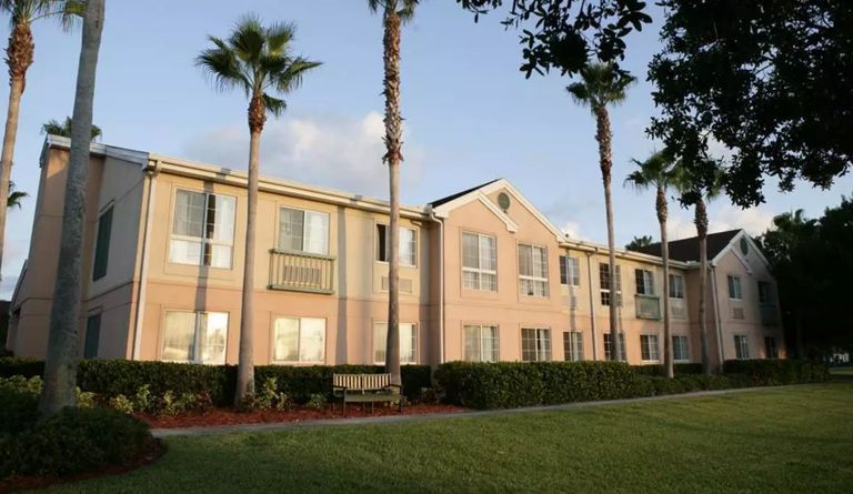 HarborChase Of Venice, Venice, FL 1