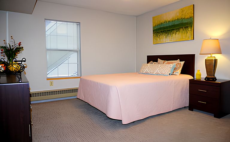 3801 Grand, Des Moines, IA 3