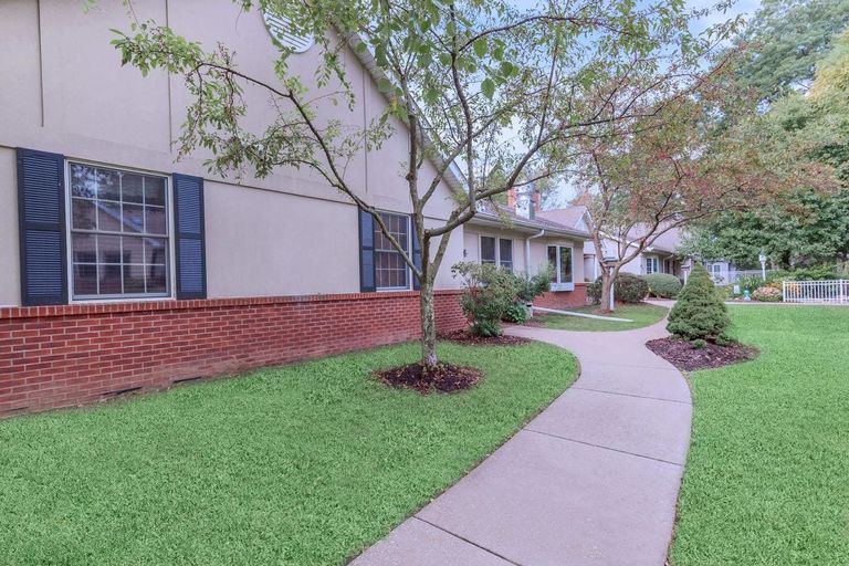 Country Manor Memory Care, Davenport, IA 2