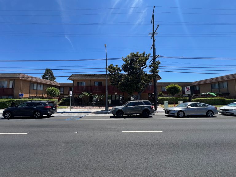 Chateau Long Beach, Long Beach, CA 1