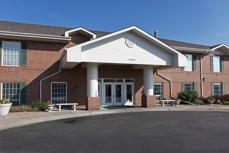 Bailey Pointe at Miracle Hills, Omaha, NE 3
