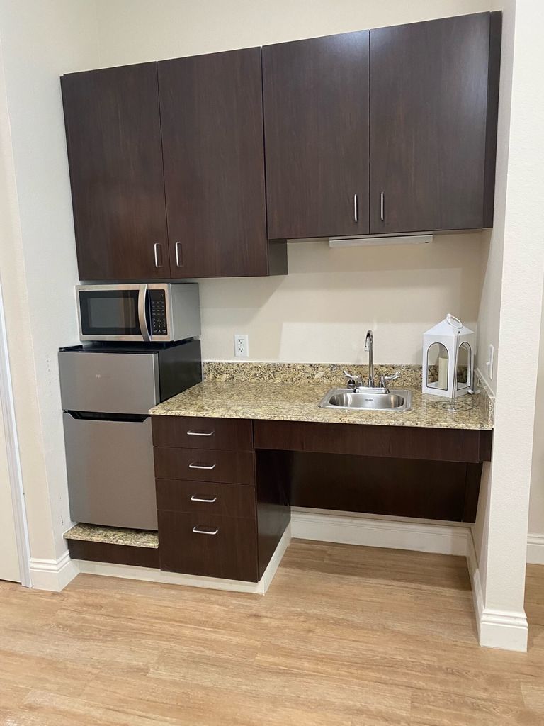 Royal Oaks Assisted Living, Brady, TX 3