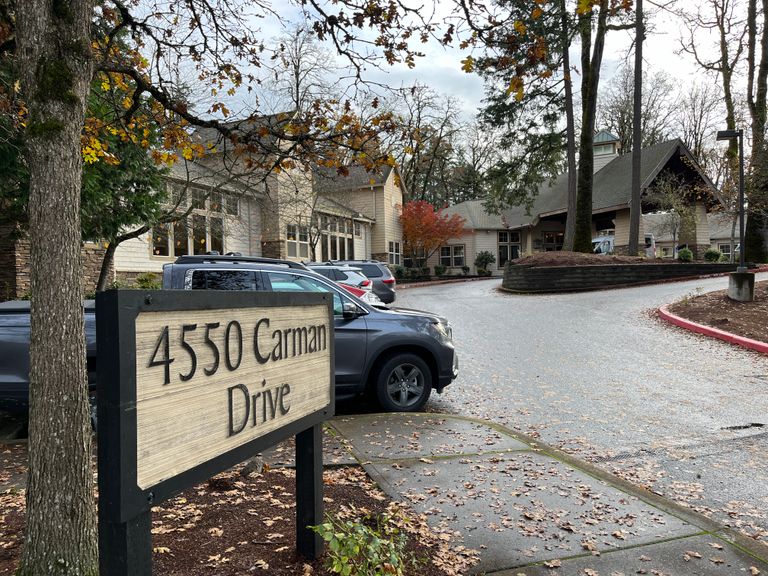 The Pearl At Kruse Way, Lake Oswego, OR 1
