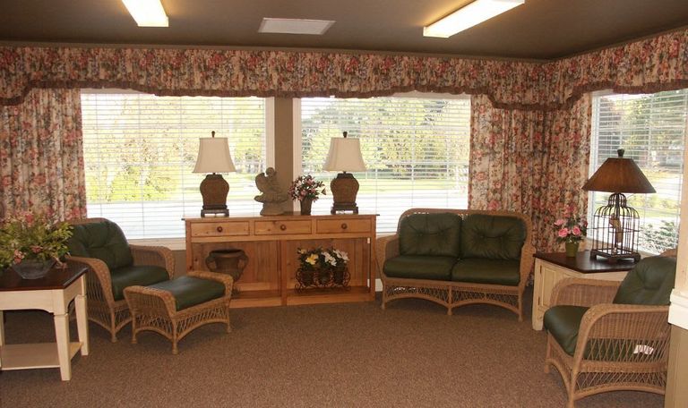 Sugar Creek Alzheimer's Special Care Center, Normal, IL 3