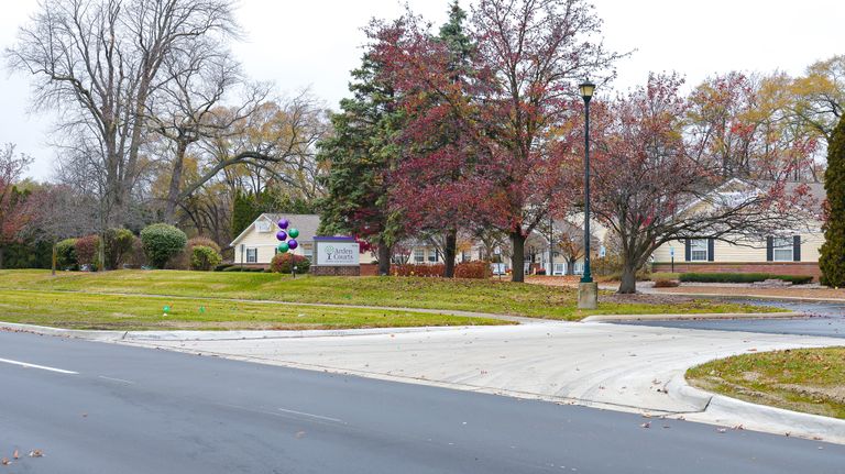 Arden Courts at Sterling Heights, Sterling Heights, MI 3