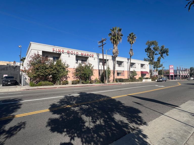 Fine Gold Manor Retirement, North Hollywood, CA 2