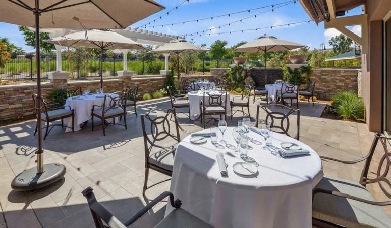 Oakmont Of Valencia, Valencia, CA 3