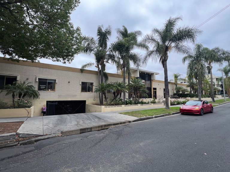 Alexandria Care Center, Los Angeles, CA 2
