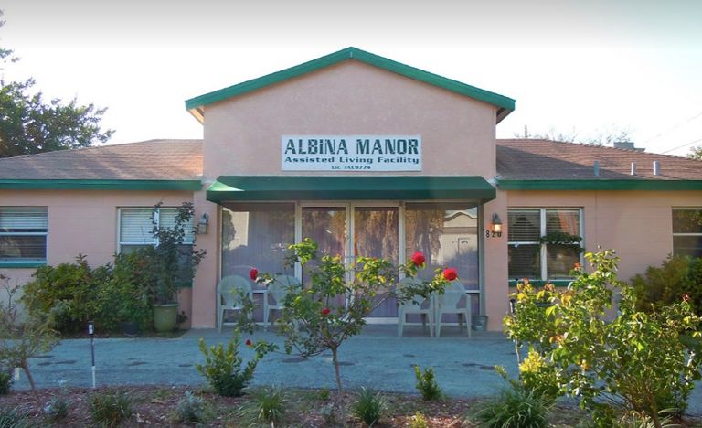 Albina Manor, Saint Petersburg, FL 1