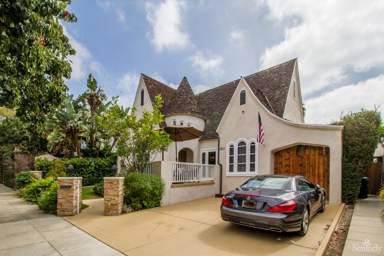 Raya's Paradise Residential Care Communities III, Los Angeles, CA 1