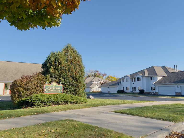 Dimensions Living of Cudahy, Cudahy, WI 2