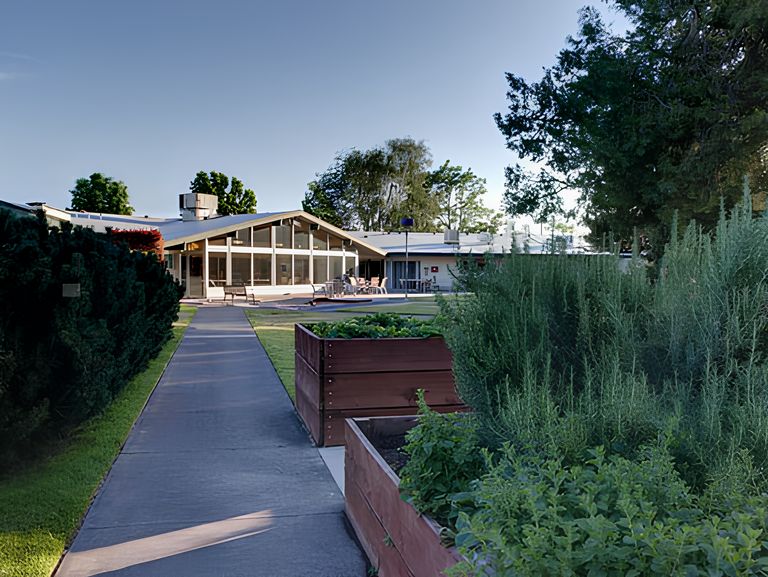 Avamere Health Services Of Rogue Valley, Medford, OR 1