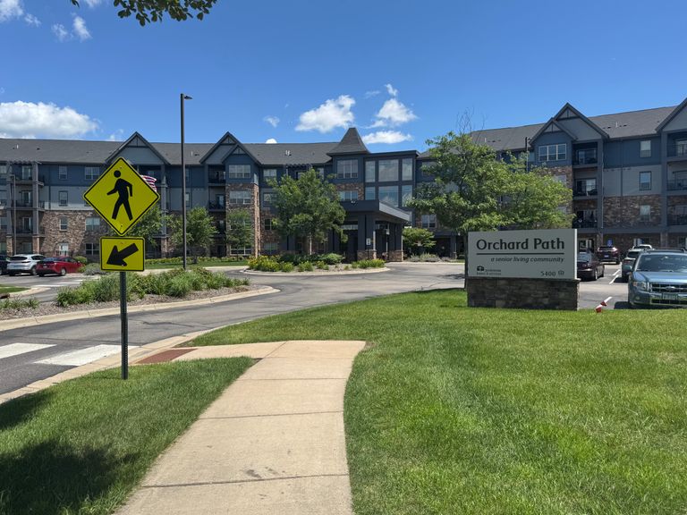 Orchard Path, Apple Valley, MN 1