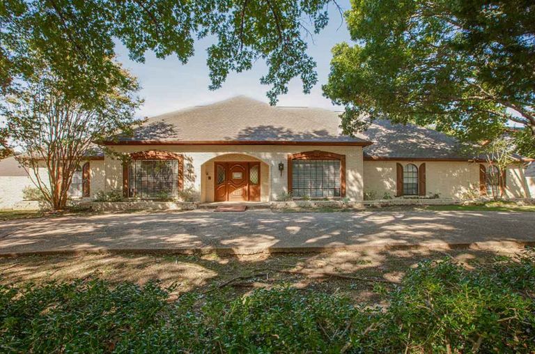Avalon Memory Care - Crestmere, Dallas, TX 1