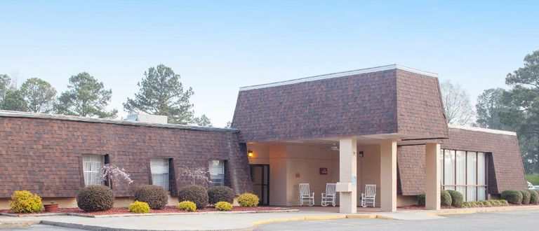 Mount Olive Center, Mount Olive, NC 1