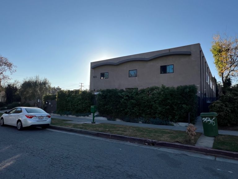 Melrose Villas, Los Angeles, CA 3