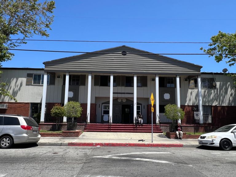 Rosecrans Villa Residential Care, Hawthorne, CA 3