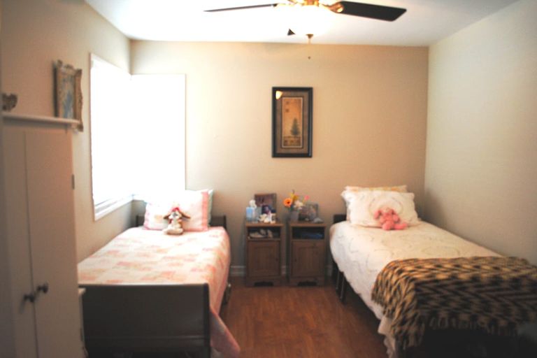 Brighten Cottages - Greenbrier, Long Beach, CA 2