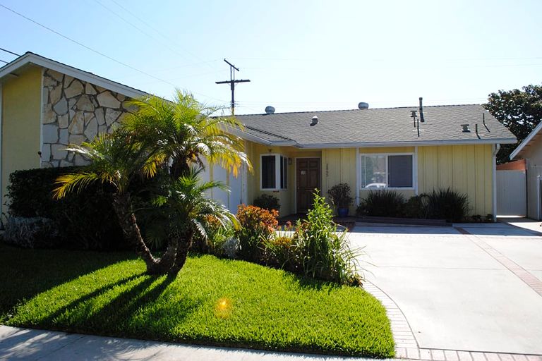 Brighten Cottages - Greenbrier, Long Beach, CA 1