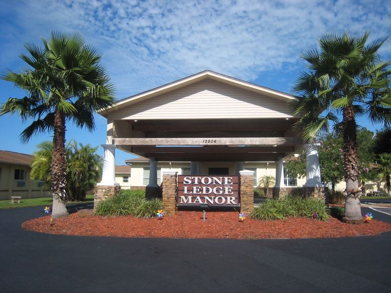 Stone Ledge Manor, Thonotosassa, FL 1