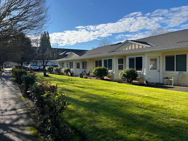 Forest Grove Beehive, Forest Grove, OR 3